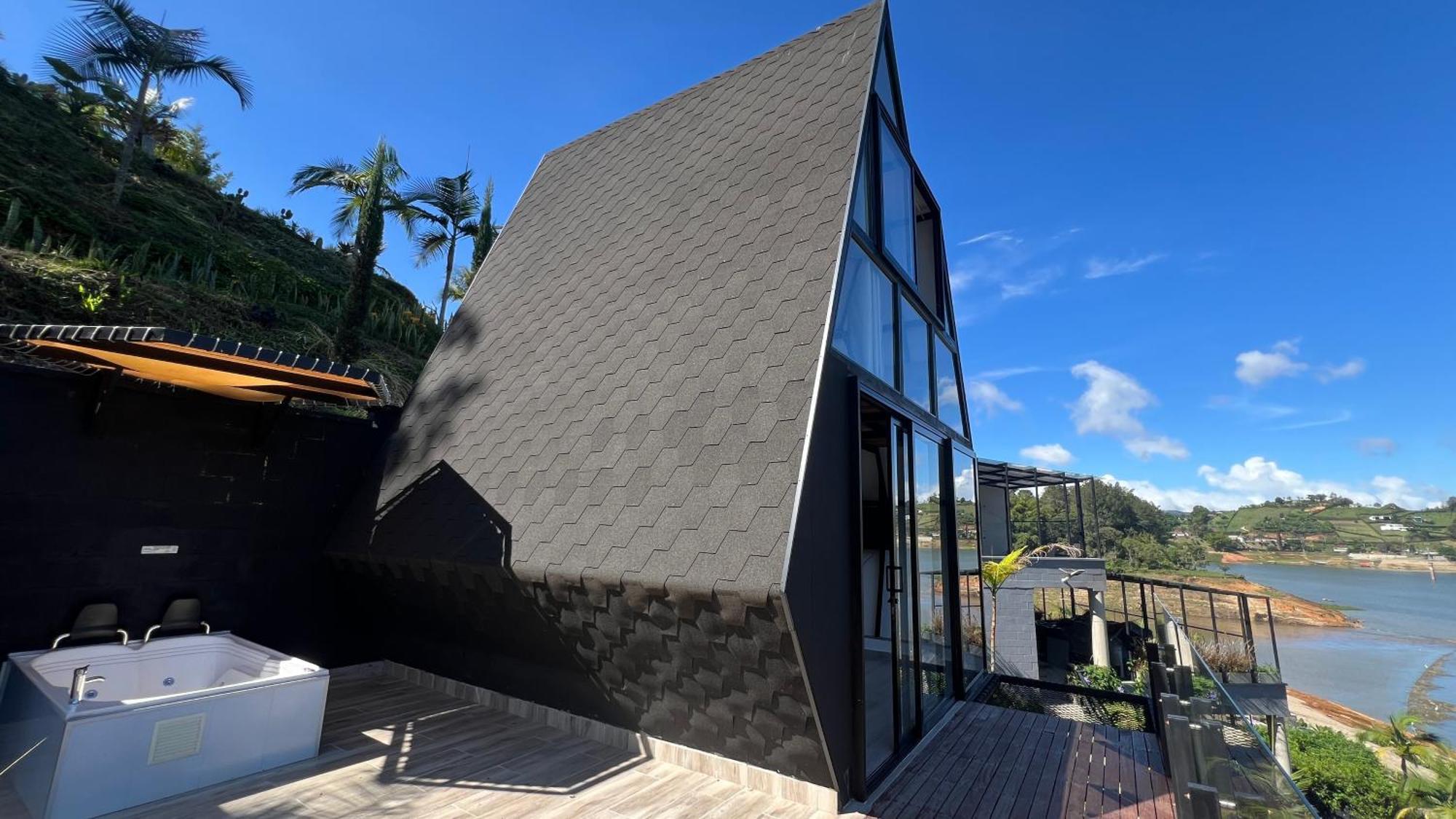 Viajero Guatape Hostel & Lake Club Εξωτερικό φωτογραφία