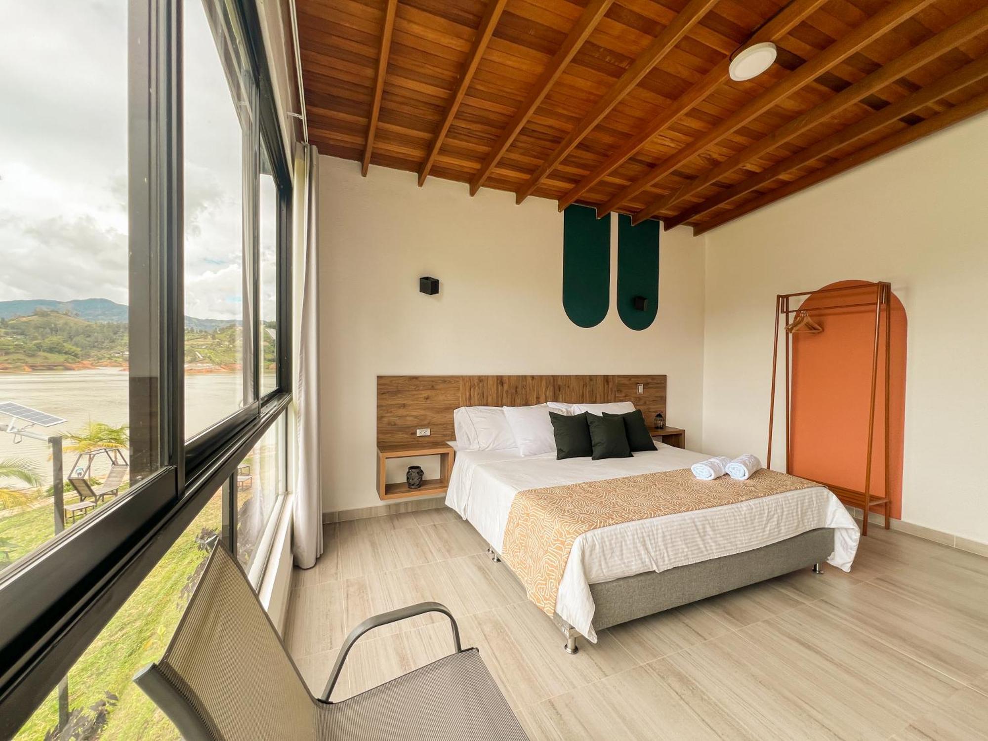 Viajero Guatape Hostel & Lake Club Εξωτερικό φωτογραφία