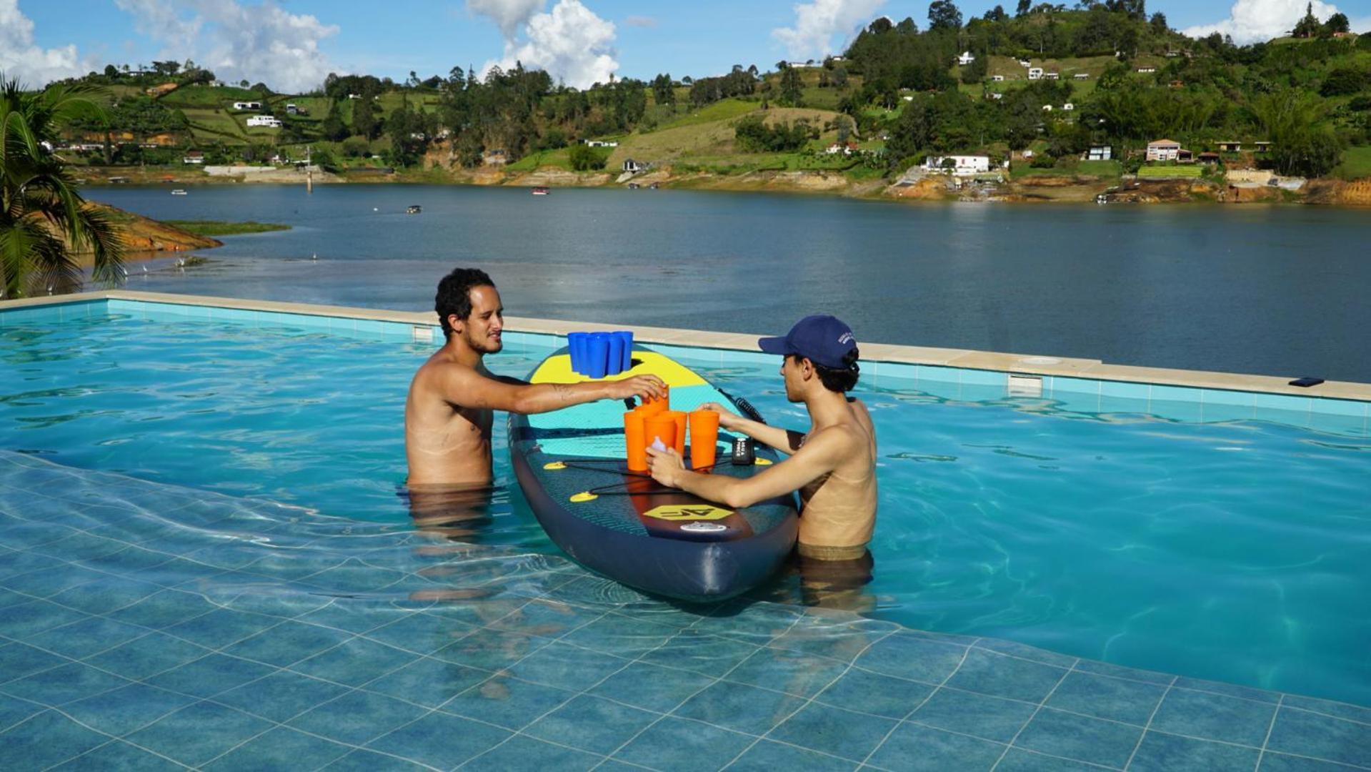 Viajero Guatape Hostel & Lake Club Εξωτερικό φωτογραφία