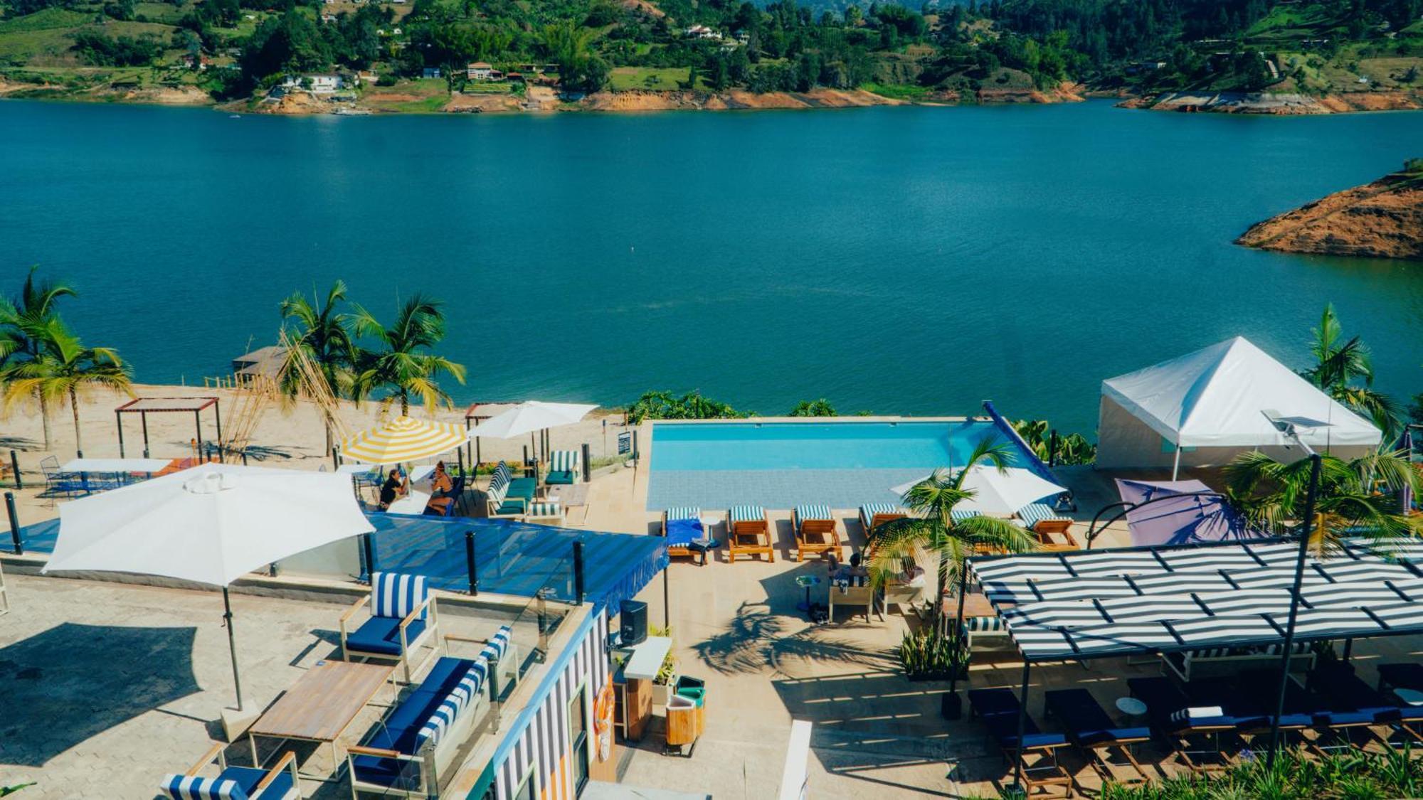 Viajero Guatape Hostel & Lake Club Εξωτερικό φωτογραφία